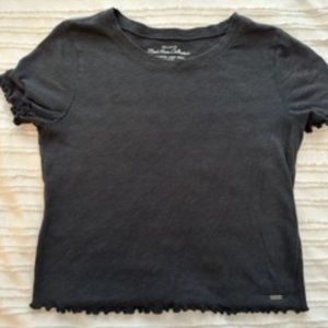 Hollister Cropped Tee
